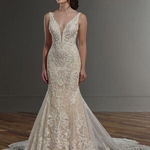 NEW Custom Beaded & Lace Wedding Dress